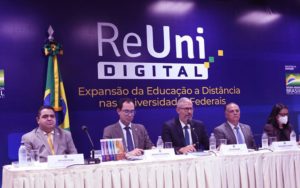 Criativa EaD - MEC lança ReUni Digital, amplia oferta de vagas e busca expandir o EaD no Brasil
