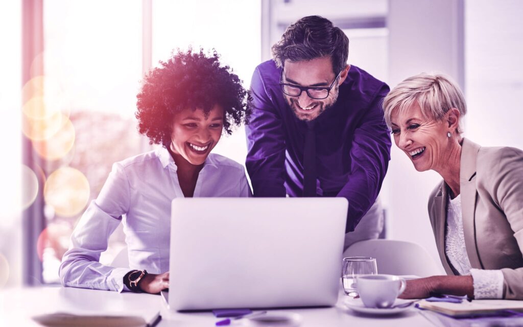 Criativa EaD - E-learning corporativo: como transformar a capacitação em vantagem competitiva?