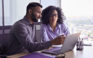 Criativa EaD - Aprendizagem colaborativa: a ponte entre capacitação contínua e crescimento organizacional